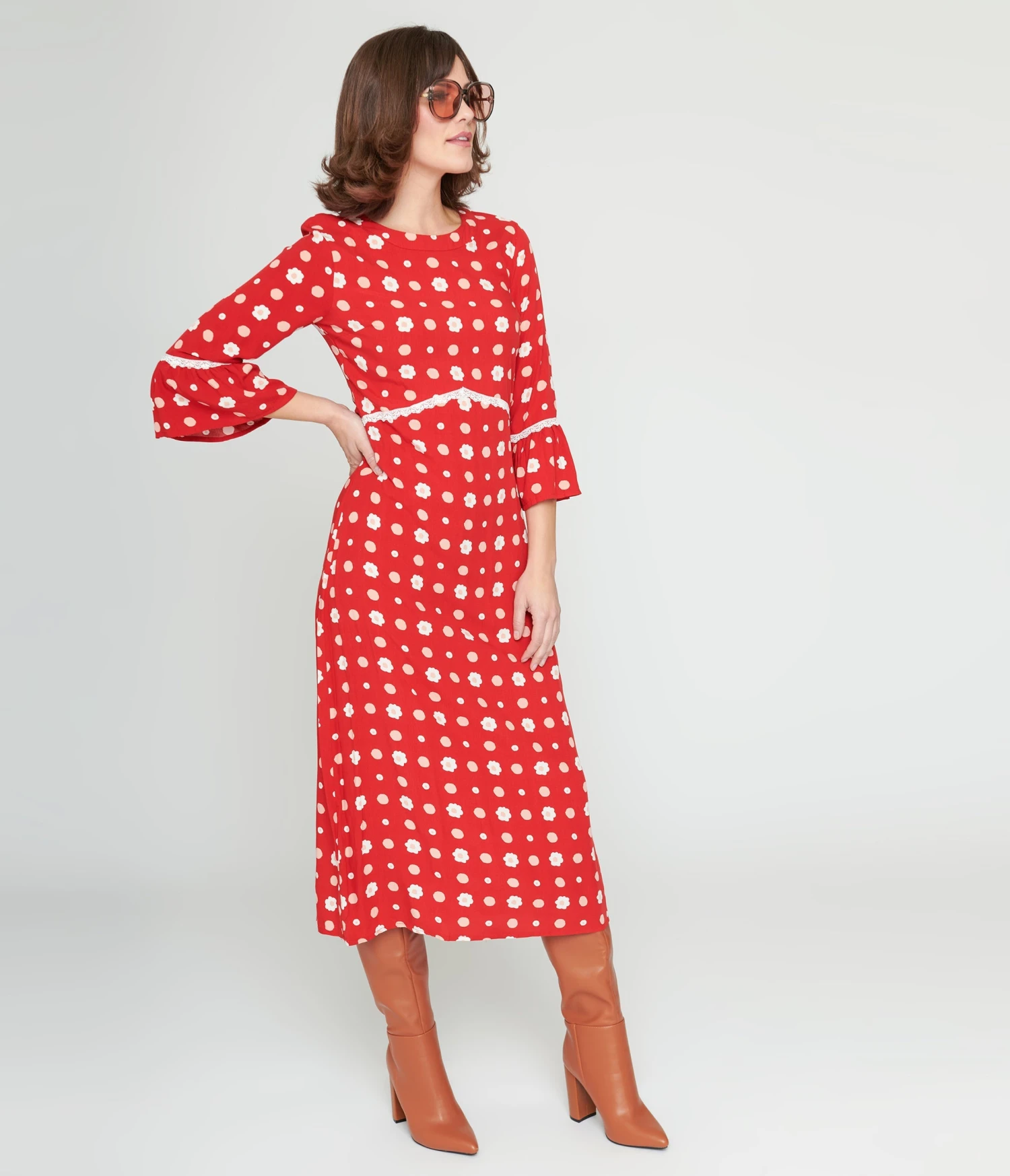 Collectif Red & White Poppy Print Midi Dress 2 Collectif Red & White Poppy Print Midi Dress - Image 2