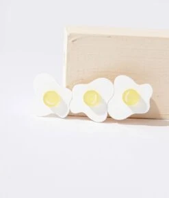 Eggcellent Hair Clip -New Dress Store eggcellent hair clip 527137