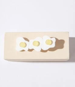 Eggcellent Hair Clip