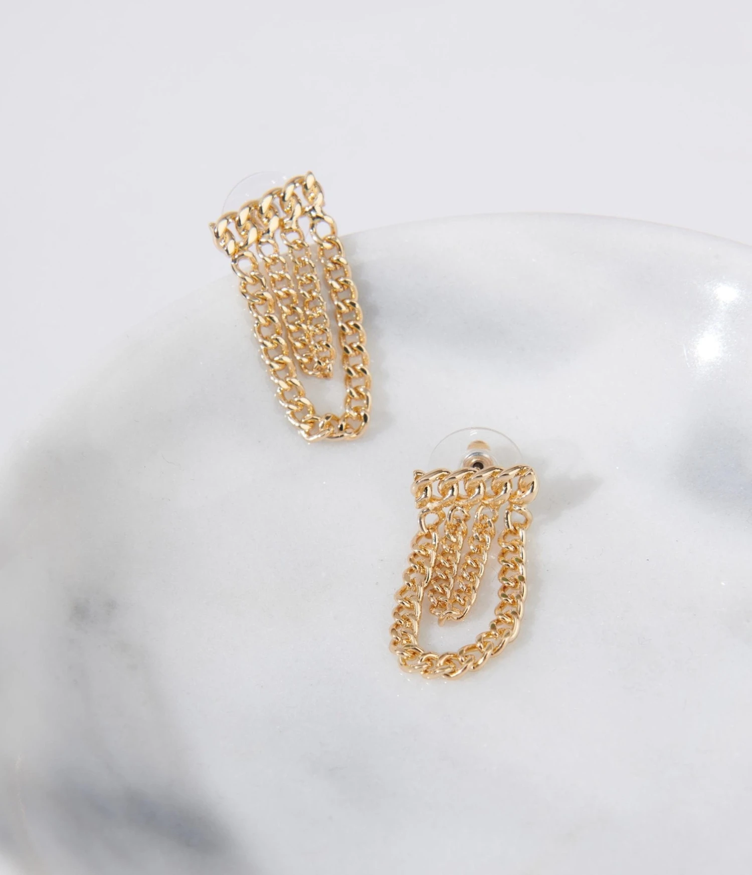 Gold Curb Chain Link Earrings 3 Gold Curb Chain Link Earrings - Image 3