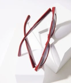 Lady In Red Cat Eye Sunglasses -New Dress Store lady in red cat eye sunglasses 192745