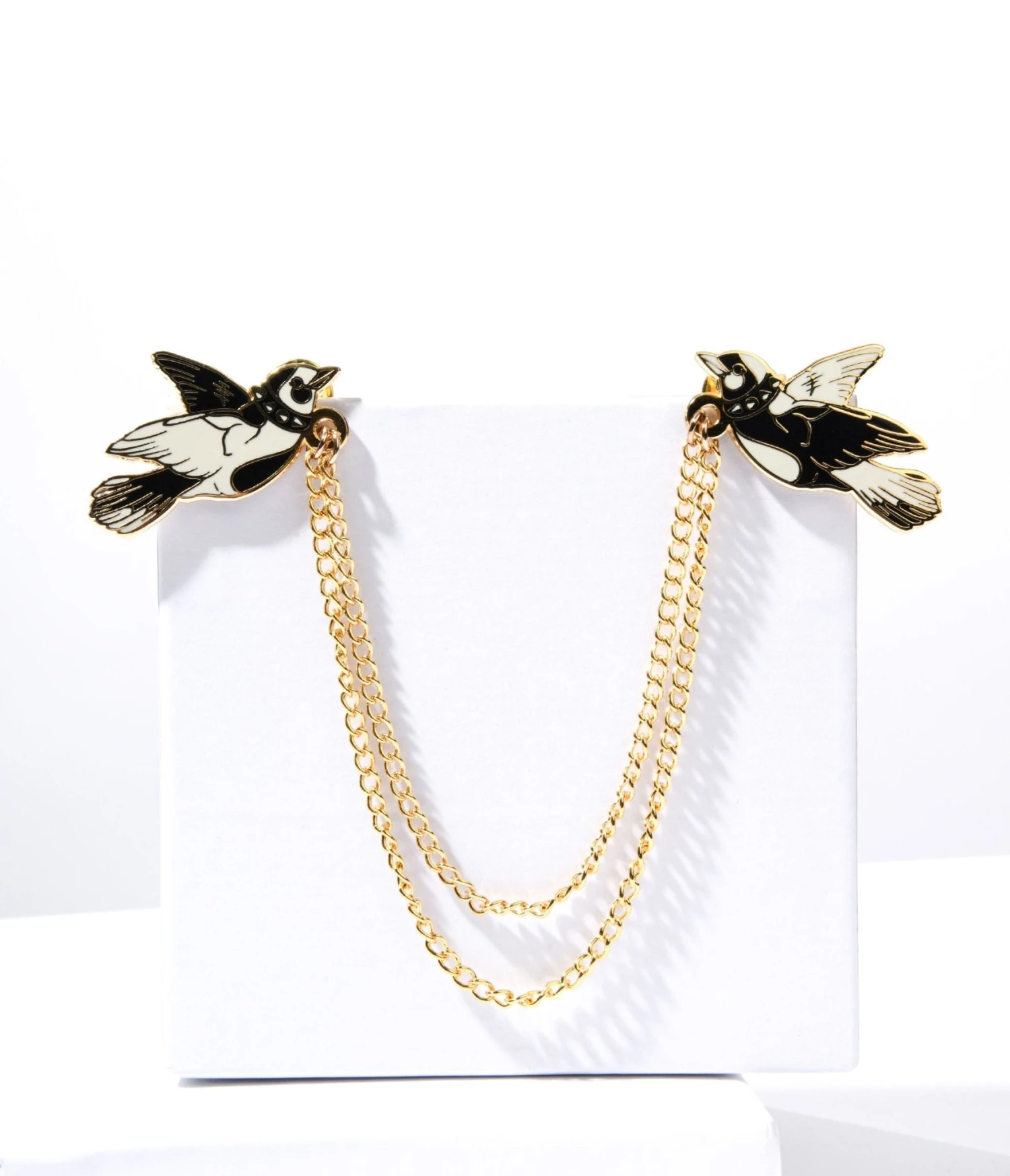 Love Birds Collar Enamel Pin Set 1 Love Birds Collar Enamel Pin Set