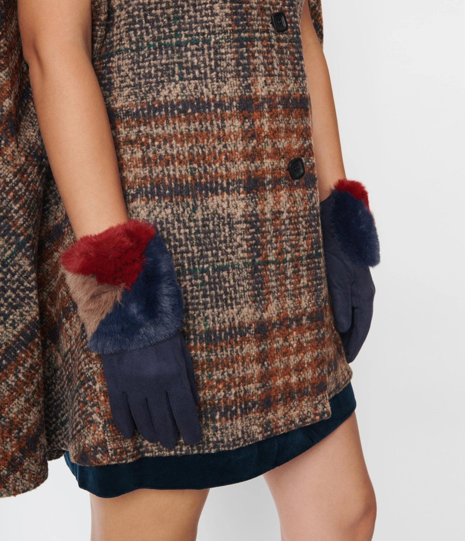 Navy Suede & Burgundy Faux Fur Trim Gloves 3 Navy Suede & Burgundy Faux Fur Trim Gloves - Image 3