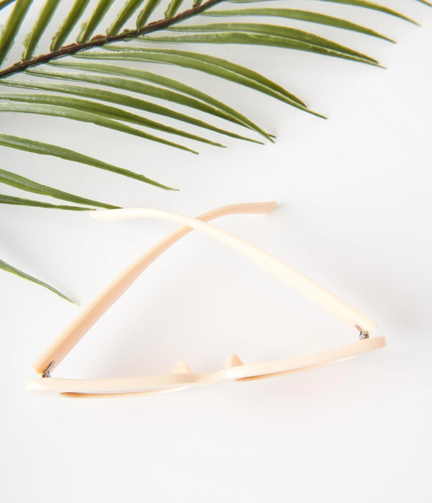 Peach & Orange Tint Oval Sunglasses 2 Peach & Orange Tint Oval Sunglasses - Image 2