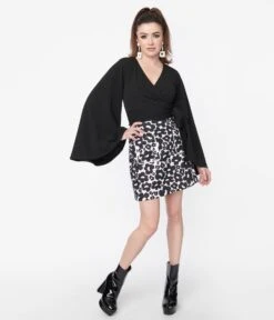 Smak Parlour White & Black Lazy Daisy Print Mini Skirt -New Dress Store smak parlour white black lazy daisy print mini skirt 647754