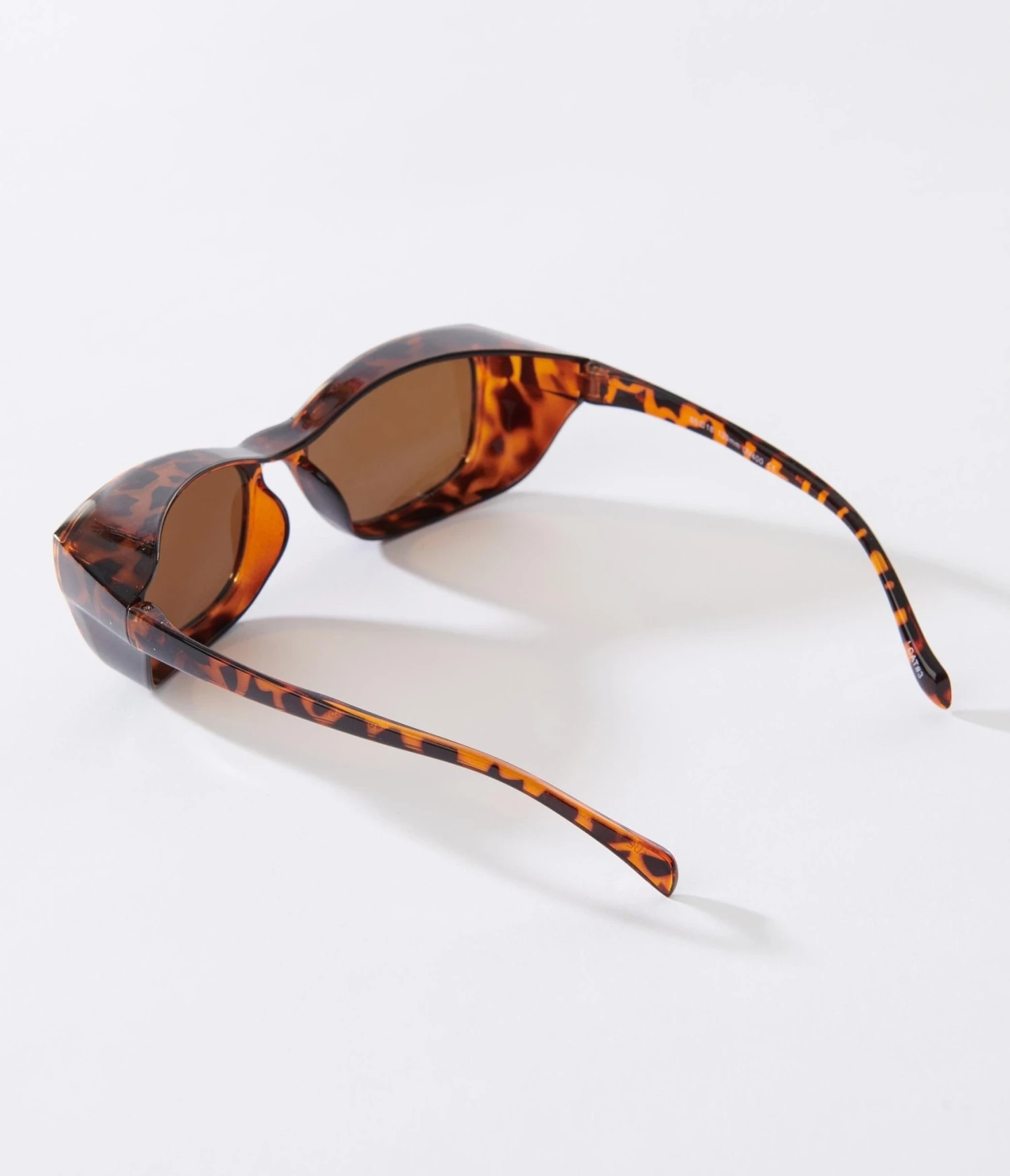 Tortoise Thick Rectangular Sunglasses 2 Tortoise Thick Rectangular Sunglasses - Image 2