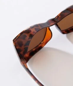 Tortoise Thick Rectangular Sunglasses 8 Tortoise Thick Rectangular Sunglasses -New Dress Store tortoise thick rectangular sunglasses 966159