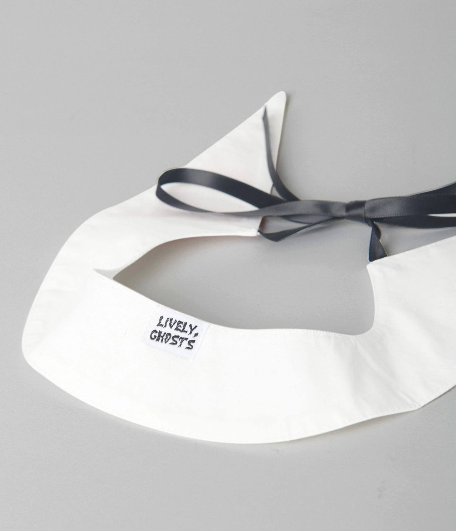 Trick Or Treat Candy Corn Collar © 2 Trick Or Treat Candy Corn Collar © - Image 2