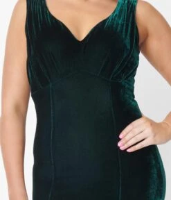 Unique Vintage Emerald Green Velvet Goldwyn Gown -New Dress Store unique vintage emerald green velvet goldwyn gown 590367