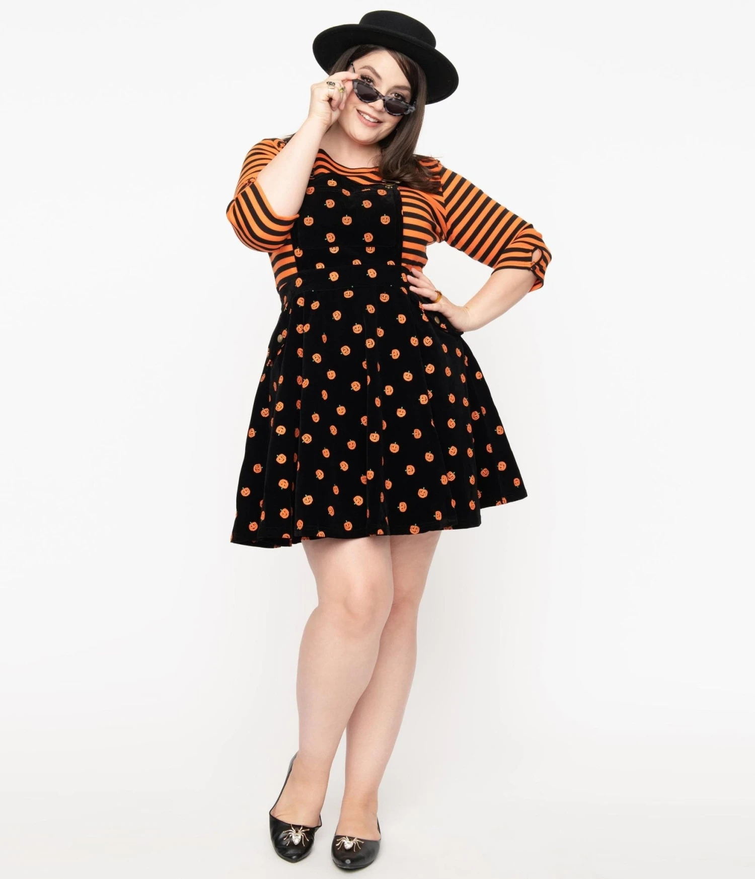 Unique Vintage Plus Size Black & Orange Pumpkin Patch Corduroy Brionne Pinafore Skirt 1 Unique Vintage Plus Size Black & Orange Pumpkin Patch Corduroy Brionne Pinafore Skirt