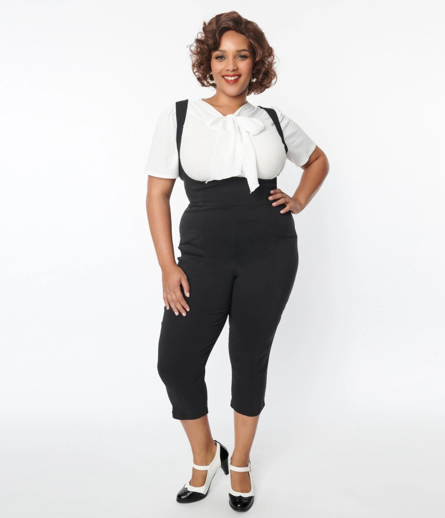 Unique Vintage Plus Size Black Pinafore Capris 3 Unique Vintage Plus Size Black Pinafore Capris - Image 3