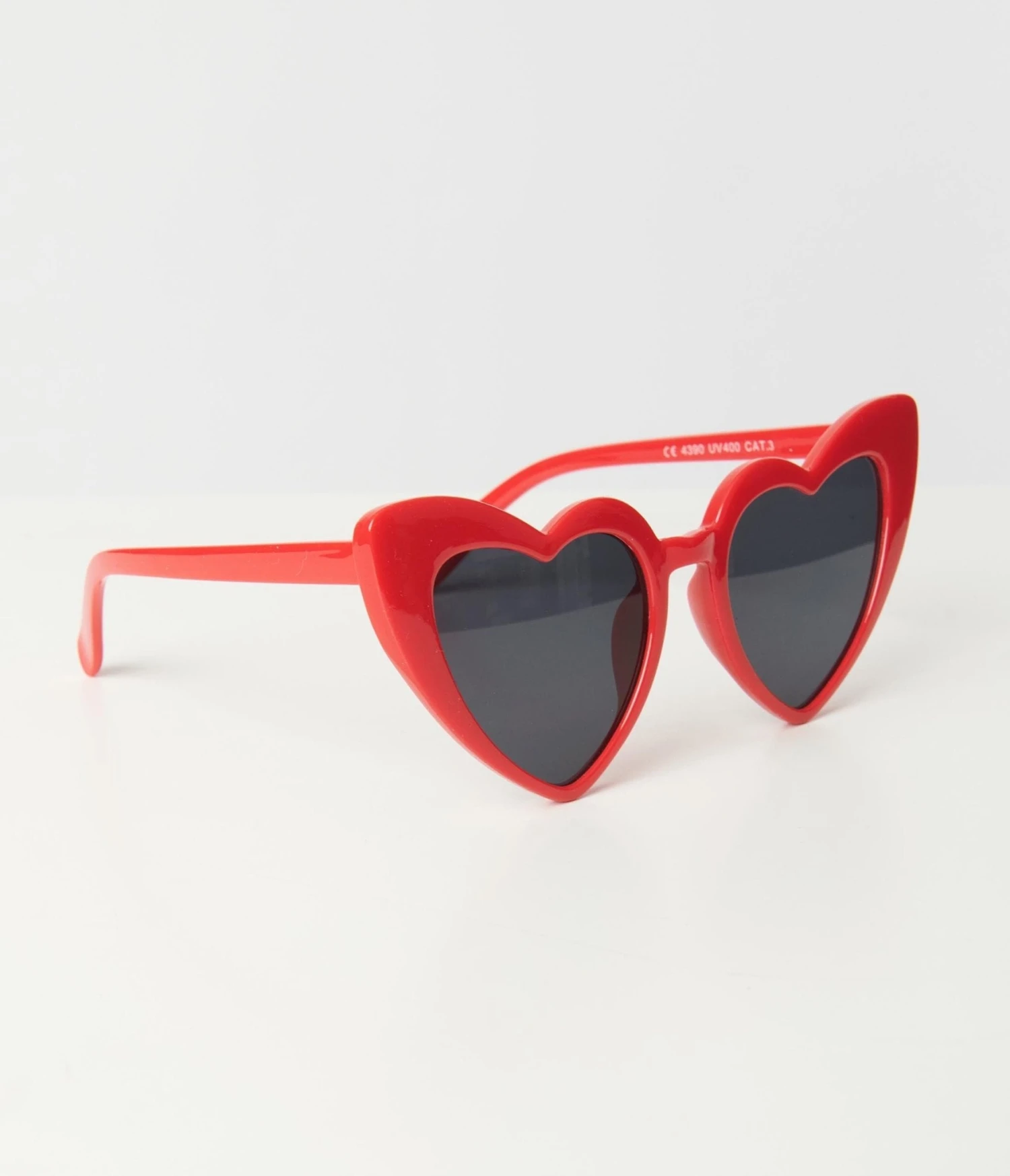 Unique Vintage Red Heart Sunglasses 3 Unique Vintage Red Heart Sunglasses - Image 3