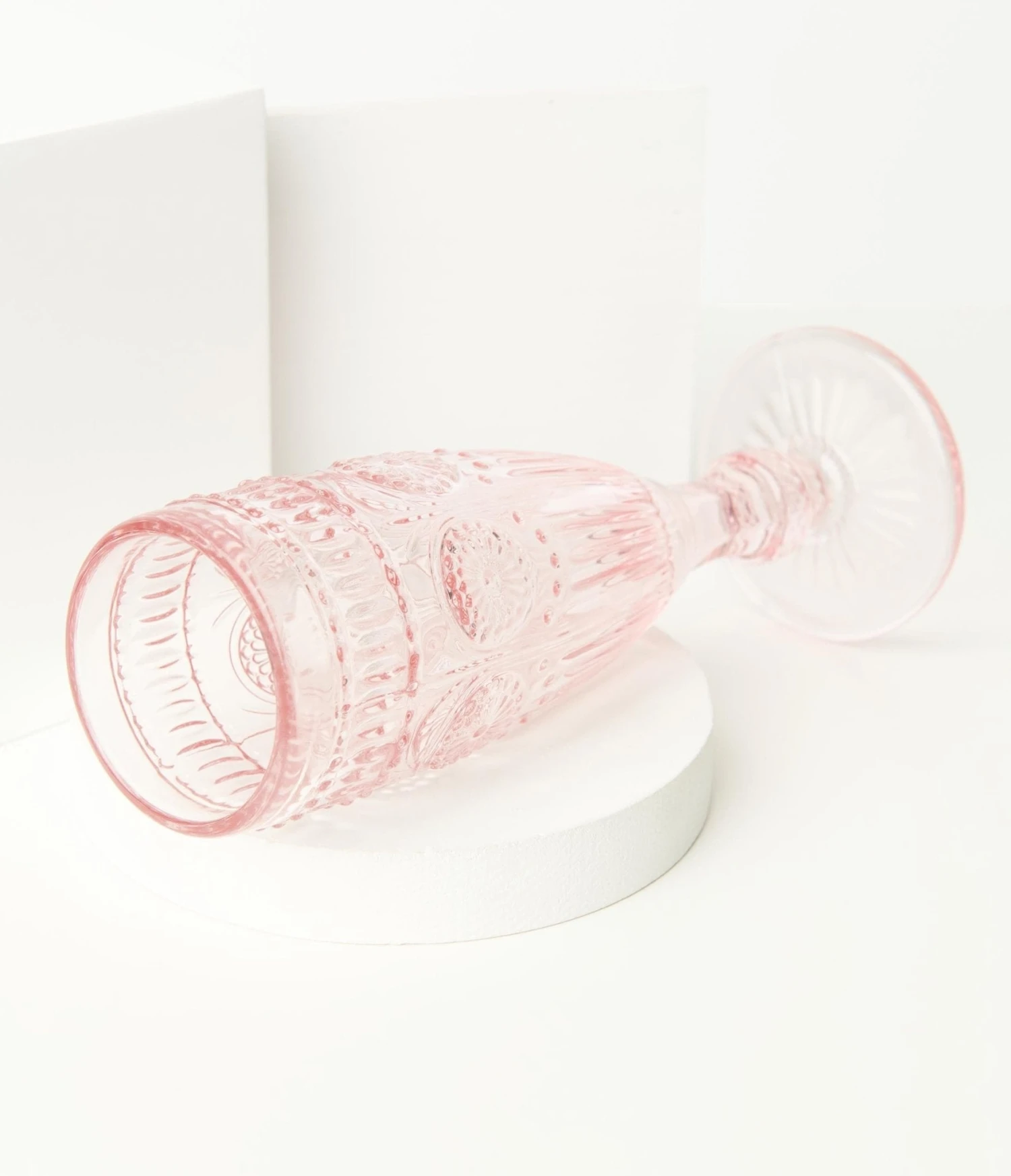 Vintage Style Pink Glass Champagne Flute 2 Vintage Style Pink Glass Champagne Flute - Image 2