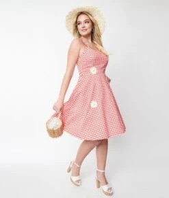 Voodoo Vixen 1950s Style Red & White Gingham Daisy Dolly Swing Dress